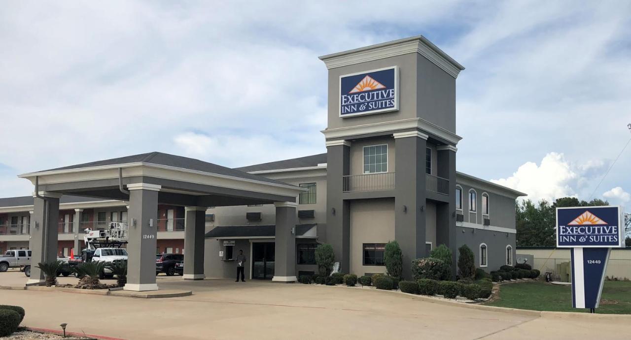 Executive Inn And Suites Joaquin Exteriér fotografie